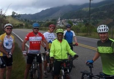 Graeme Guilford Cycling on the  tour with redspokes